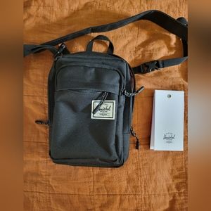 Herschel Supply Co Form crossbody